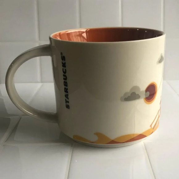 ⭐️Host Pick⭐️ Starbucks Los Angeles (LA) Collectors Mug - Picture 4 of 7